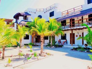El Corazón Boutique Hotel - Adults Only with Beach Club's Pass Included