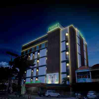Parkside Star Hotel Jayapura Hotel Exterior
