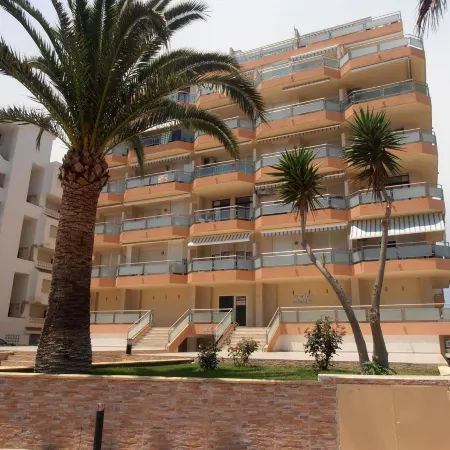 Apartamentos Surfing 3000