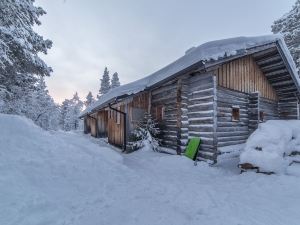 Kuukkeli Apartments Tokka