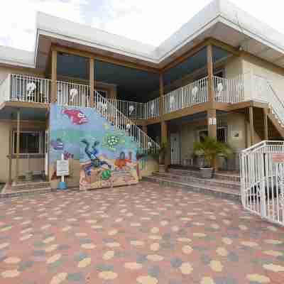 Bay Palms Waterfront Resort - Hotel and Marina Hotel Exterior