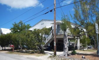 Ed & Ellen's Lodging Big Pine Key