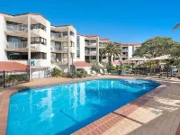 Casablanca Beachfront Apartments Hotels near Kings Beach