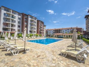 Apollon Apartments