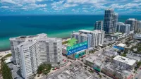 Crystal Beach Suites Miami Oceanfront Hotel Hotels in Маямі-Біч