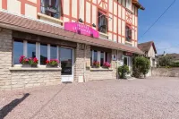 Le Canada Hotels in Ouistreham