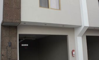 Hotel Pedregal - Housity
