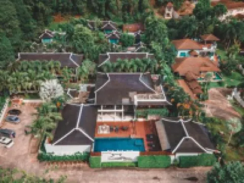 น้ำใสเขาสวย รีสอร์ท โรงแรมในระนอง