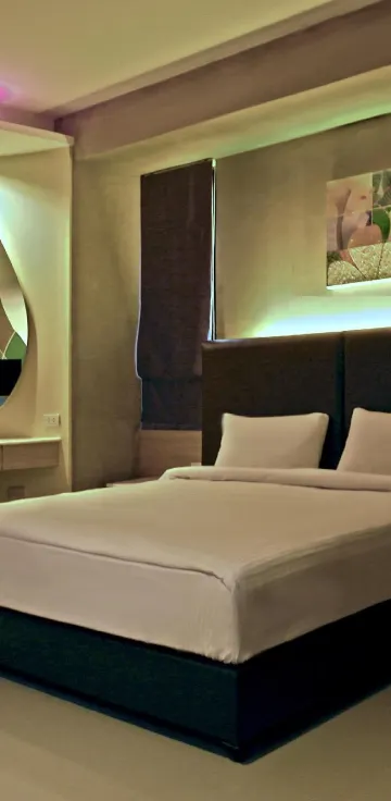 ห้องซูพีเรียร์ เตียงใหญ่ 1 เตียง