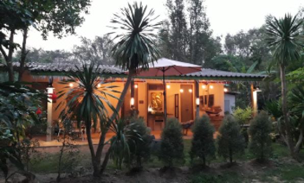 Baan Hotelier Resort