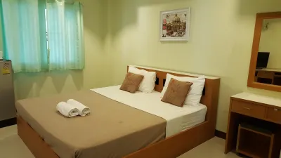 Somboonplace Korat Hotels near Wat La Lom Pho