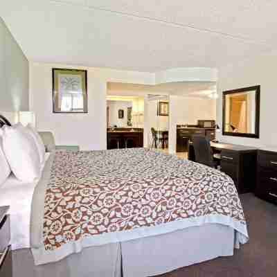 Days Inn by Wyndham Orlando Airport Florida Mall Rooms