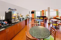 Microtel Inn & Suites by Wyndham Daphne/Mobile
