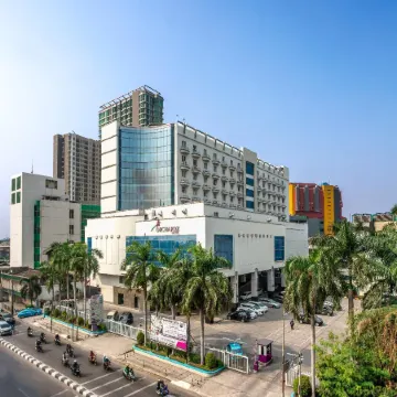 Orchardz Hotel Industri Jakarta Kemayoran Отели рядом с достопримечательностью «Торговый центр Sunter Mall»