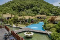 Hansan Marina Hotel & Resort - Pools