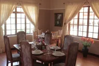 Rose Petals Guest House - Pensions
