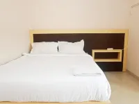 Penginapan Bandara Syariah Hotels in Katapiang