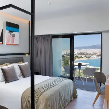 The Alex Monte Kastella, Santikos Collection