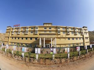 Opal Club Resort - Udaipur