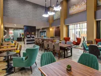 Hampton Inn & Suites Wichita/Airport Hotels in Wichita