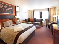 Best Western Plus Milford Hotel فنادق في Knottingley