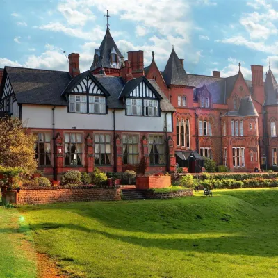 Bestwood Lodge Hotels near Car boot