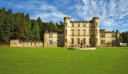 Melville Castle Hotel Отели в г. Уайткрейг