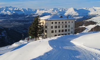 Hôtel Weisshorn Sur St-Luc 2337m