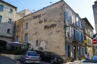 Hôtel la Muette Hotel a Fourques