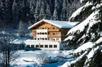 Landhotel Alpenhof Filzmoos