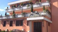 Albergo Ristorante Delfino Hotel in zona Bellinzago