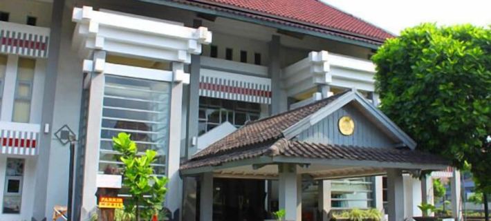 University Club Hotel UGM Hotels in Mlati