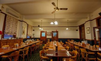 The Tamworth Hotel