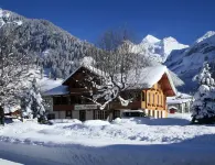 Hotel Alpina Các khách sạn ở Frutigen