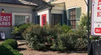 Howard's Creek Inn Hotels in White Sulphur Springs
