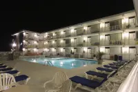 Crusader Oceanfront Resort - Beach