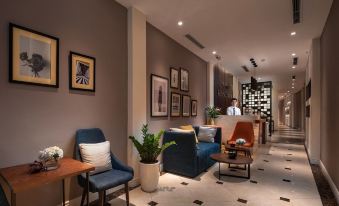 Hanoi Lakeside Premium Hotel & Travel