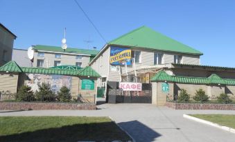 Kirovski Hotel