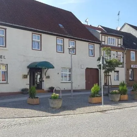 Novel Hotel