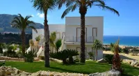 La Blanca Resort & Spa