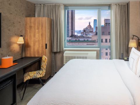 Courtyard New York World Trade Center Area