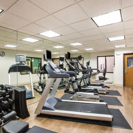 Holiday Inn Express & Suites BELLEVUE (OMAHA AREA) by IHG