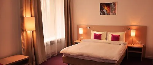 Loft Hotel