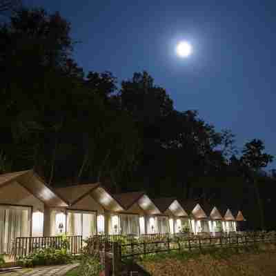 Stone Wood Nature Resort, Gokarna Hotel Exterior