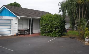 Lincoln Court Motel