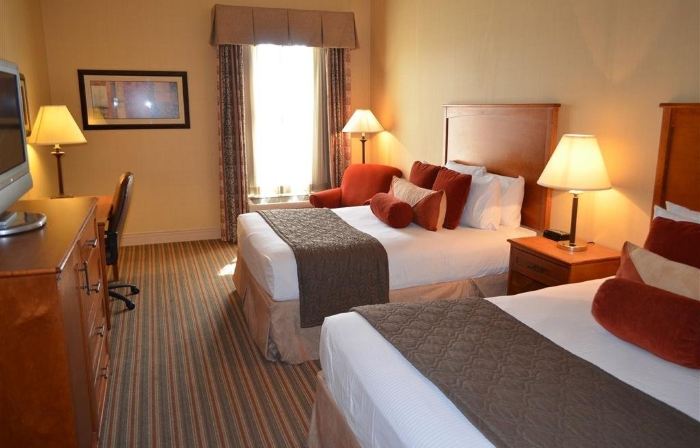 Inn at Cross Keys Station