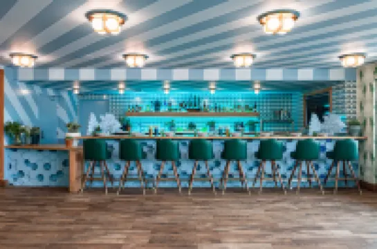 Marina del Rey Hotel