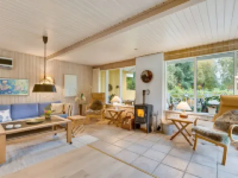 "Arnelung" - 1.9km from the Sea