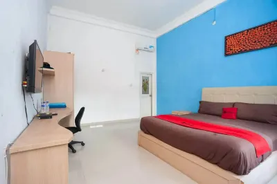 RedDoorz Syariah @ Jalan Hos Cokroaminoto Jambi Hotels in Rawa Sari
