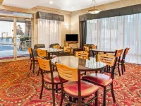 Days Inn by Wyndham Seattle Aurora